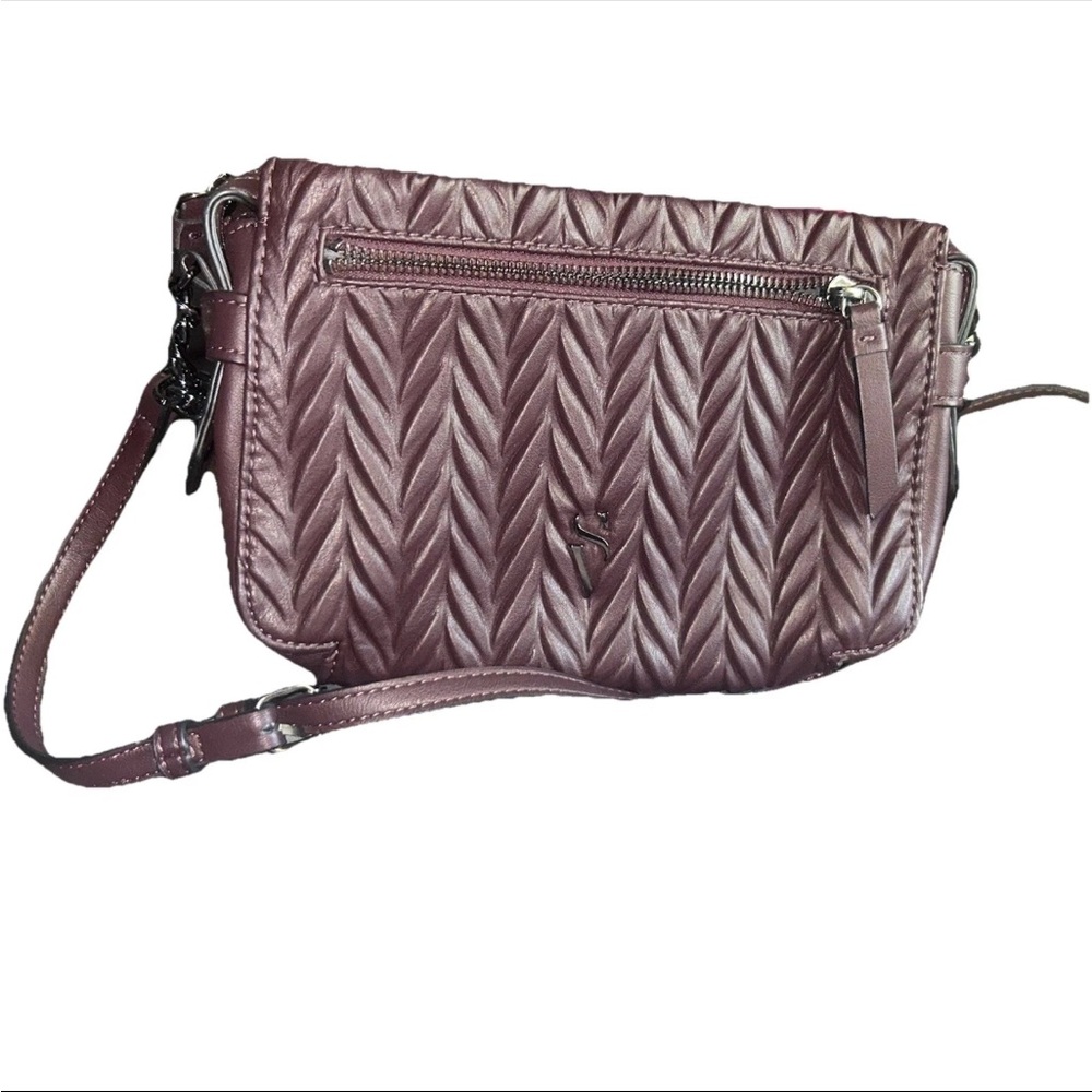 Simply Vera Vera Wang Purple Quilted Crossbody Bag‎ Purse Zip Closure